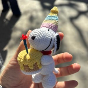 hand knitted snoopy birthday cake keychain, soft cotton yarn, unique festive charm, safe & cozy decor, meaningful celebration keepsake